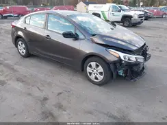 3KPFK4A75HE146162 2017 KIA FORTE