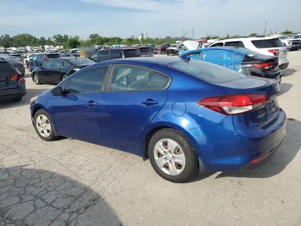 3KPFK4A75HE151412 2017 KIA FORTE - Image 2