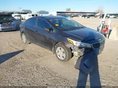 3KPFK4A75HE152396 2017 KIA FORTE