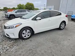 3KPFK4A75HE158280 2017 KIA FORTE
