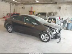 3KPFK4A75HE158375 2017 KIA FORTE