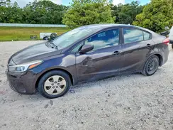 3KPFK4A75HE158621 2017 KIA FORTE