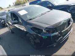 3KPFK4A75JE167339 2018 KIA FORTE