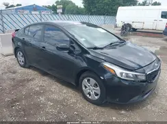 3KPFK4A75JE175649 2018 KIA FORTE