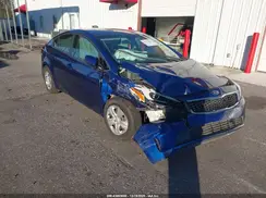 3KPFK4A75JE179975 2018 KIA FORTE