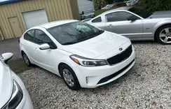 3KPFK4A75JE197831 2018 KIA FORTE