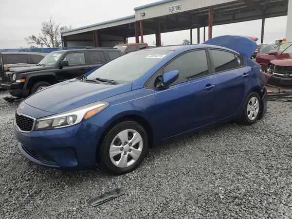 3KPFK4A75JE213056 2018 KIA FORTE - Image 1