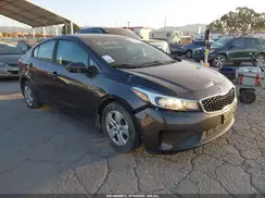 3KPFK4A75JE219195 2018 KIA FORTE