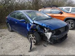 3KPFK4A75JE220220 2018 KIA FORTE