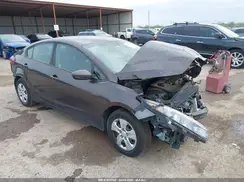 3KPFK4A75JE221688 2018 KIA FORTE