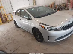 3KPFK4A75JE228205 2018 KIA FORTE