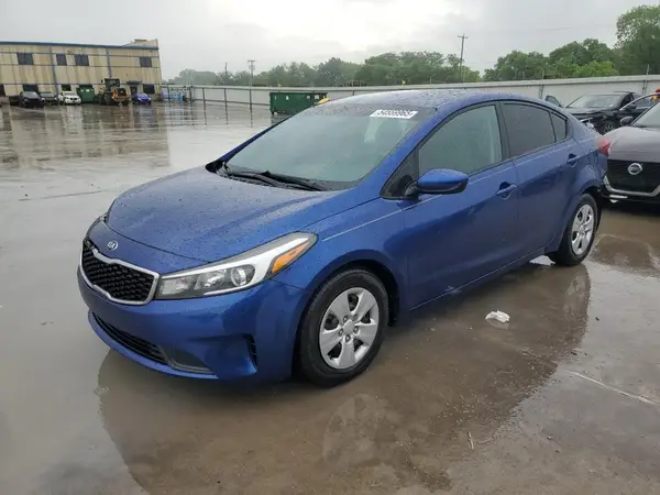 3KPFK4A75JE240113 2018 KIA FORTE - Image 1
