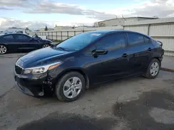 3KPFK4A75JE251886 2018 KIA FORTE