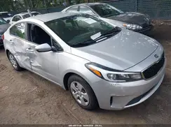 3KPFK4A75JE258157 2018 KIA FORTE
