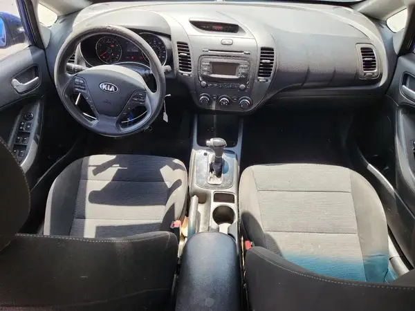 3KPFK4A75JE260541 2018 KIA FORTE - Image 8