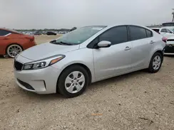 3KPFK4A75JE265884 2018 KIA FORTE