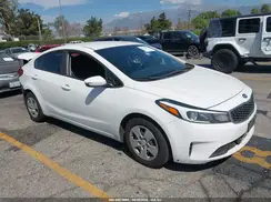 3KPFK4A75JE270275 2018 KIA FORTE