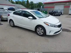 3KPFK4A75JE272740 2018 KIA FORTE