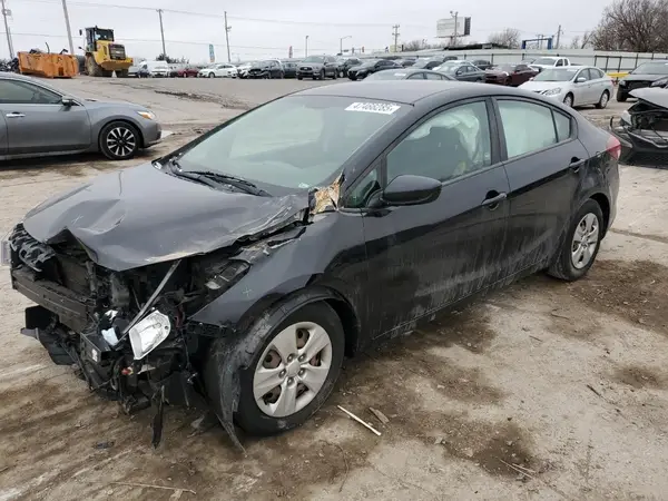 3KPFK4A75JE272768 2018 KIA FORTE - Image 1