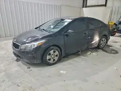 3KPFK4A75JE273631 2018 KIA FORTE