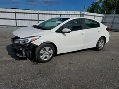 3KPFK4A75JE284399 2018 KIA FORTE
