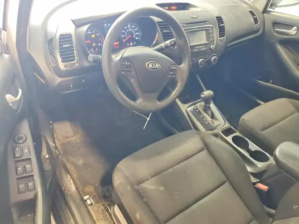 3KPFK4A75JE284550 2018 KIA FORTE - Image 8