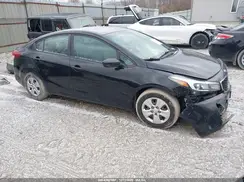 3KPFK4A76HE006556 2017 KIA FORTE