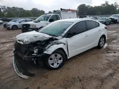 3KPFK4A76HE010199 2017 KIA FORTE