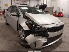 3KPFK4A76HE029092 2017 KIA FORTE