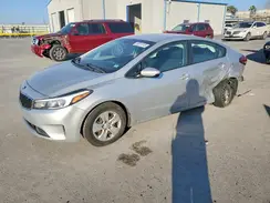 3KPFK4A76HE035765 2017 KIA FORTE