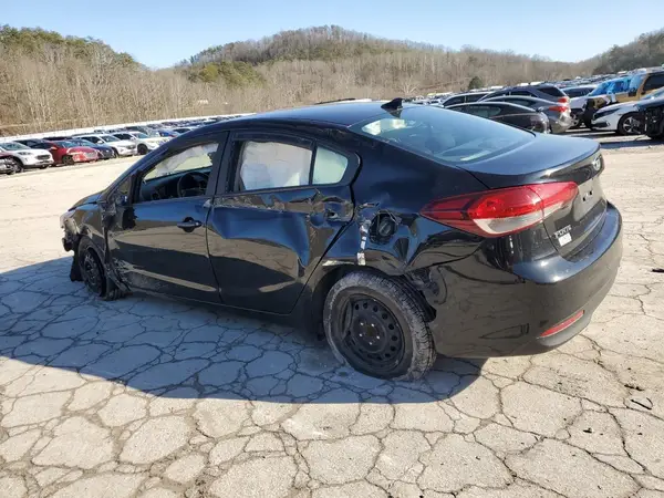 3KPFK4A76HE037256 2017 KIA FORTE - Image 2