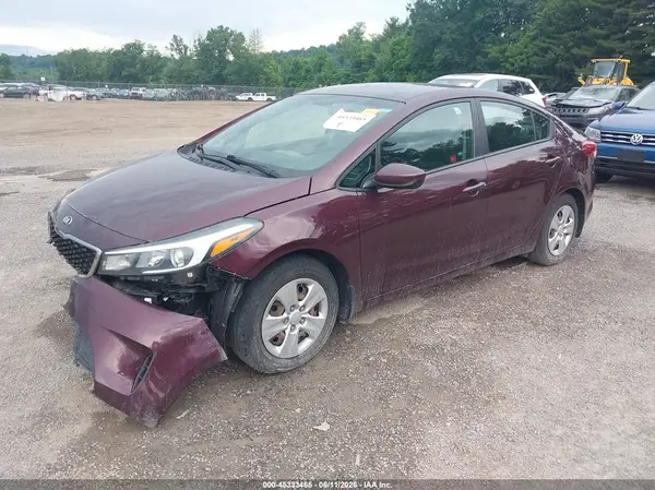 3KPFK4A76HE038472 2017 KIA FORTE - Image 2
