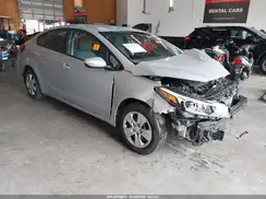3KPFK4A76HE039623 2017 KIA FORTE