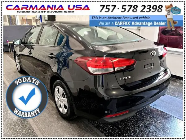3KPFK4A76HE042232 2017 KIA FORTE - Image 8