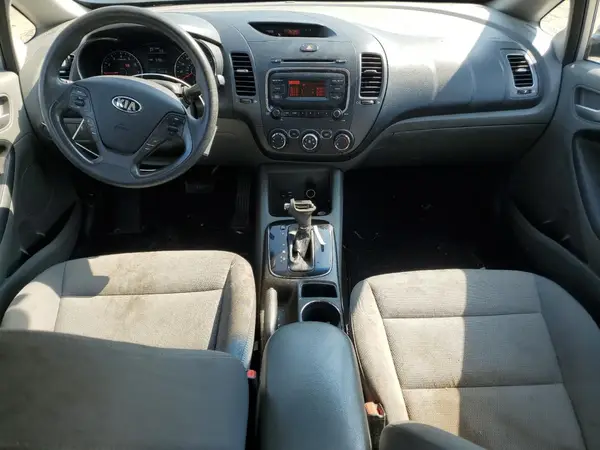 3KPFK4A76HE042957 2017 KIA FORTE - Image 8