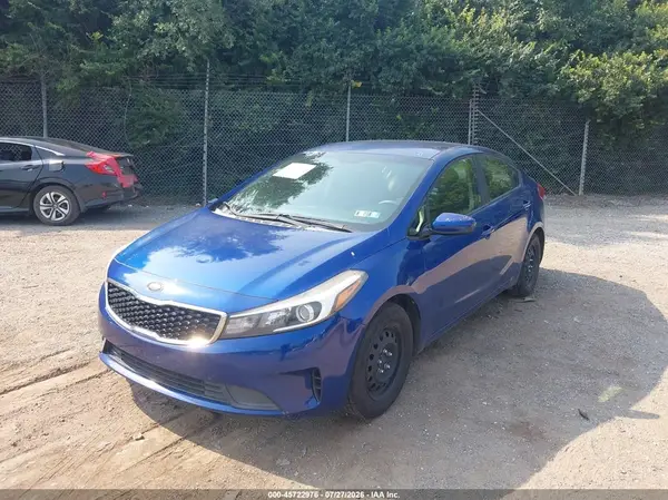 3KPFK4A76HE043557 2017 KIA FORTE - Image 2