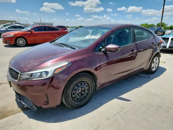 3KPFK4A76HE049570 2017 KIA FORTE - Image 1