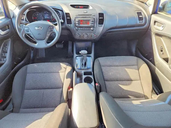 3KPFK4A76HE056499 2017 KIA FORTE - Image 8