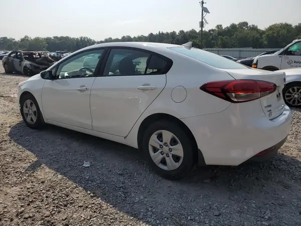 3KPFK4A76HE061783 2017 KIA FORTE - Image 2