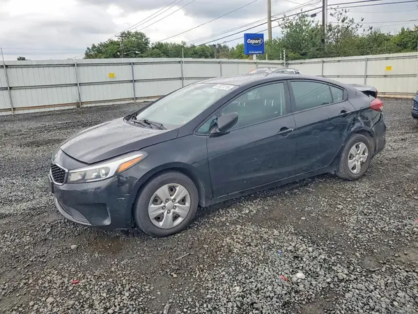 3KPFK4A76HE063372 2017 KIA FORTE - Image 1
