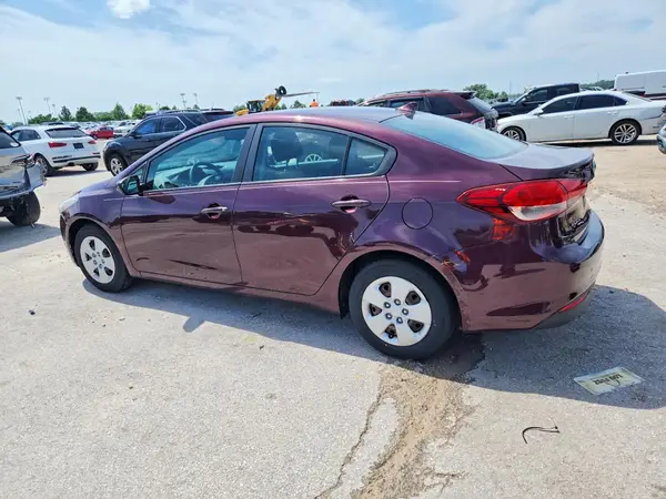 3KPFK4A76HE065994 2017 KIA FORTE - Image 2