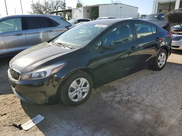 3KPFK4A76HE067311 2017 KIA FORTE - Image 1