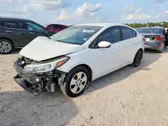 3KPFK4A76HE067423 2017 KIA FORTE