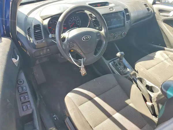3KPFK4A76HE071181 2017 KIA FORTE - Image 8