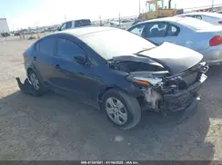 3KPFK4A76HE075909 2017 KIA FORTE