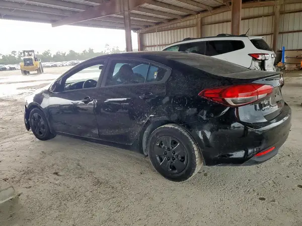 3KPFK4A76HE080320 2017 KIA FORTE - Image 2