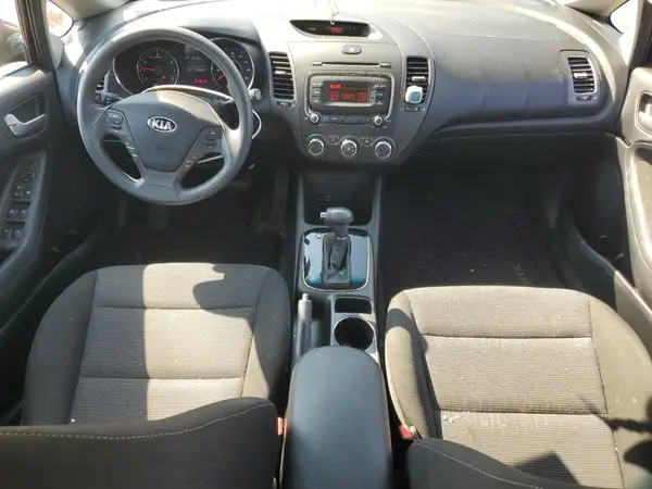 3KPFK4A76HE080950 2017 KIA FORTE - Image 8