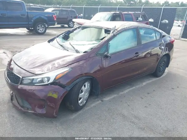 3KPFK4A76HE082911 2017 KIA FORTE - Image 2