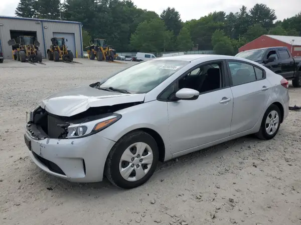 3KPFK4A76HE085615 2017 KIA FORTE - Image 1