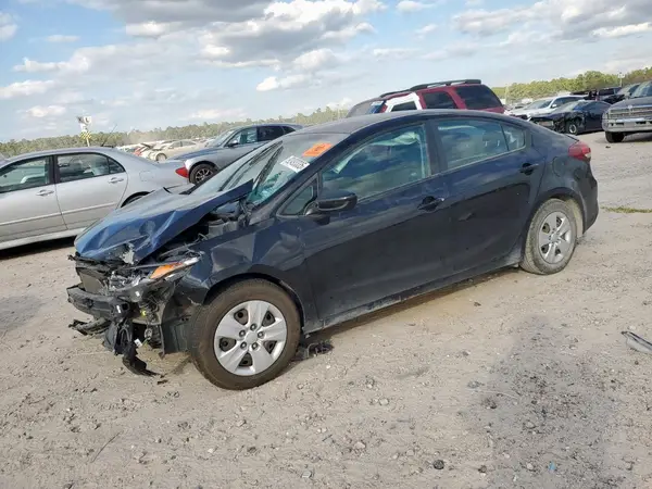 3KPFK4A76HE086358 2017 KIA FORTE - Image 1